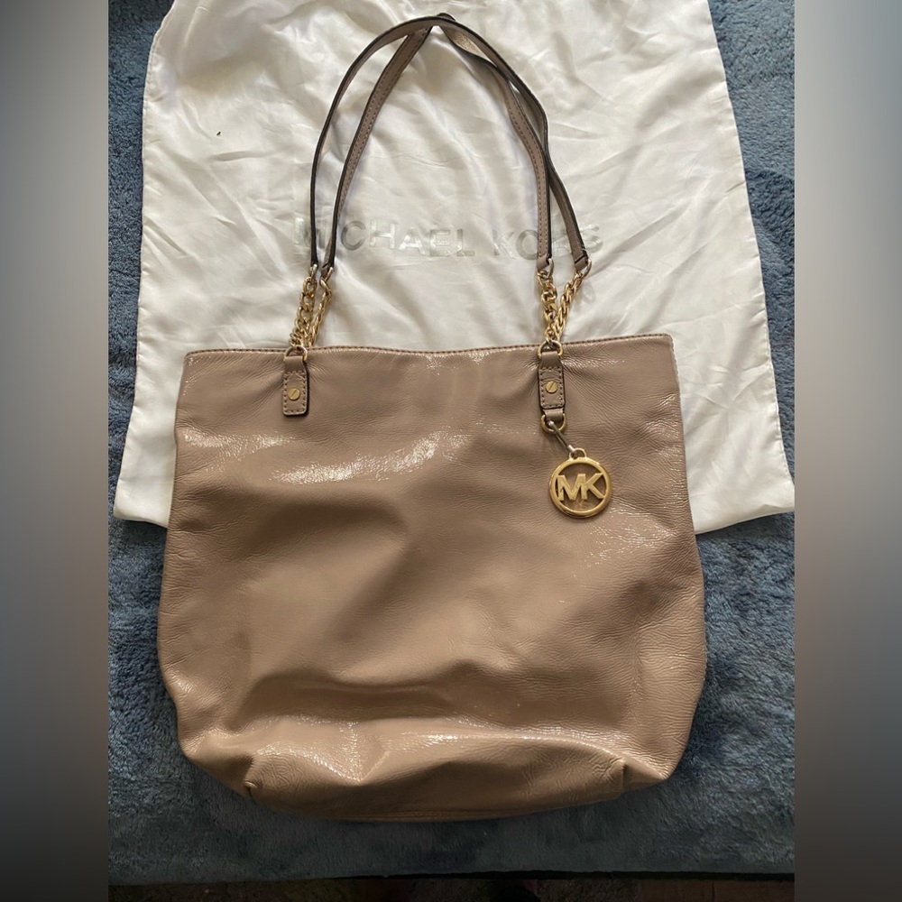 Michael kors nude patent bag